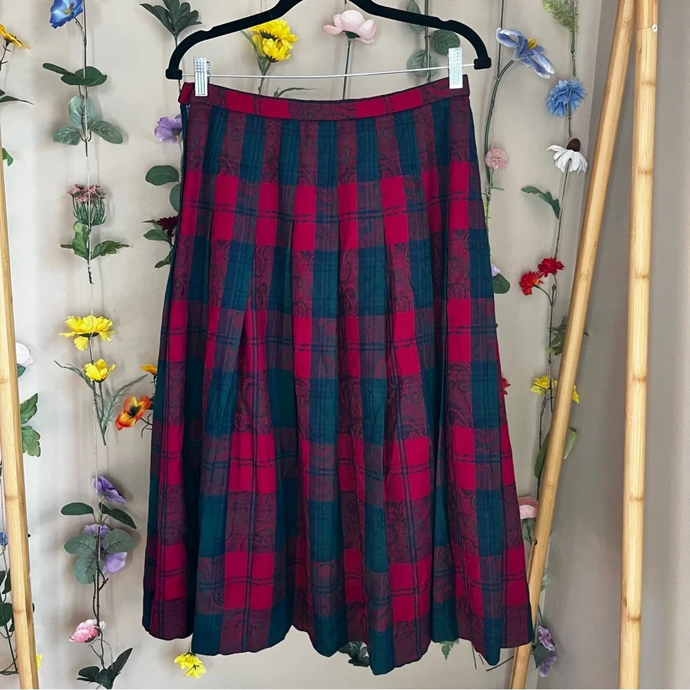 Vintage Pendleton Wool Red and Green Plaid Pleated Skirt
